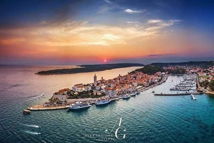 Apartman Belisima Deluxe Supetarska Draga Exterior photo