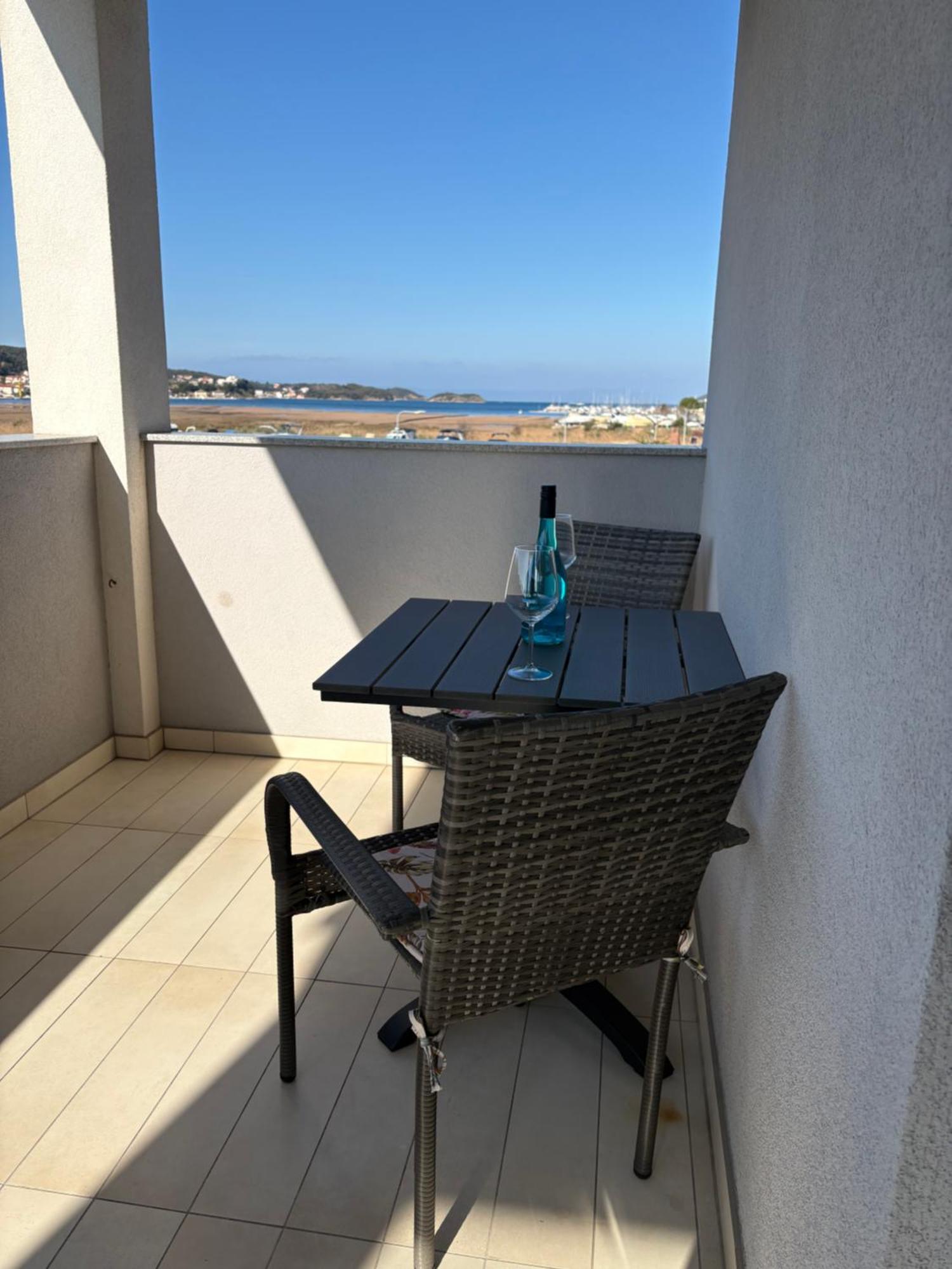 Apartman Belisima Deluxe Supetarska Draga Exterior photo